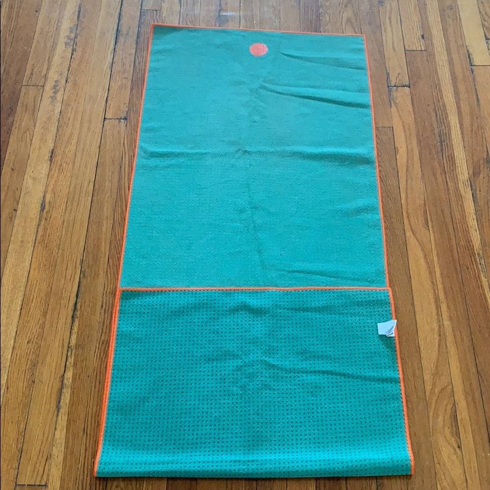 Manduka yogitoes mat length skinless towel green